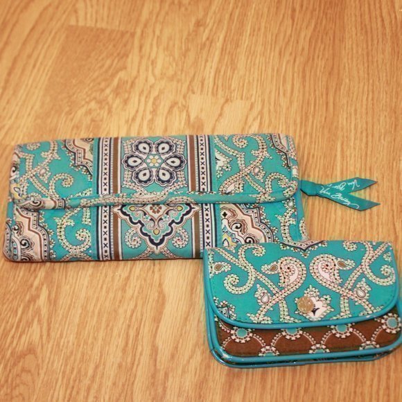 Vera Bradley Wallet and ID holder